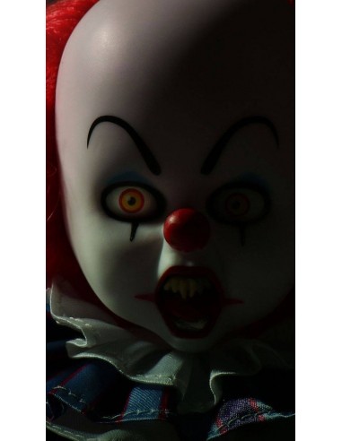 MEZCO LIVING DEAD DOLLS PRESENTS IT...