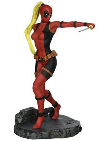 DIAMOND TOYS FEMME FATALES SERIES...