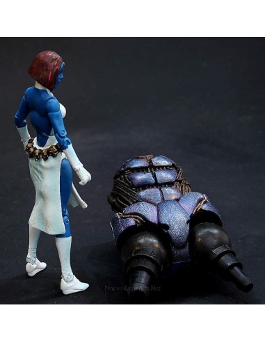 TOYBIZ MARVEL LEGENDS 10 Action...