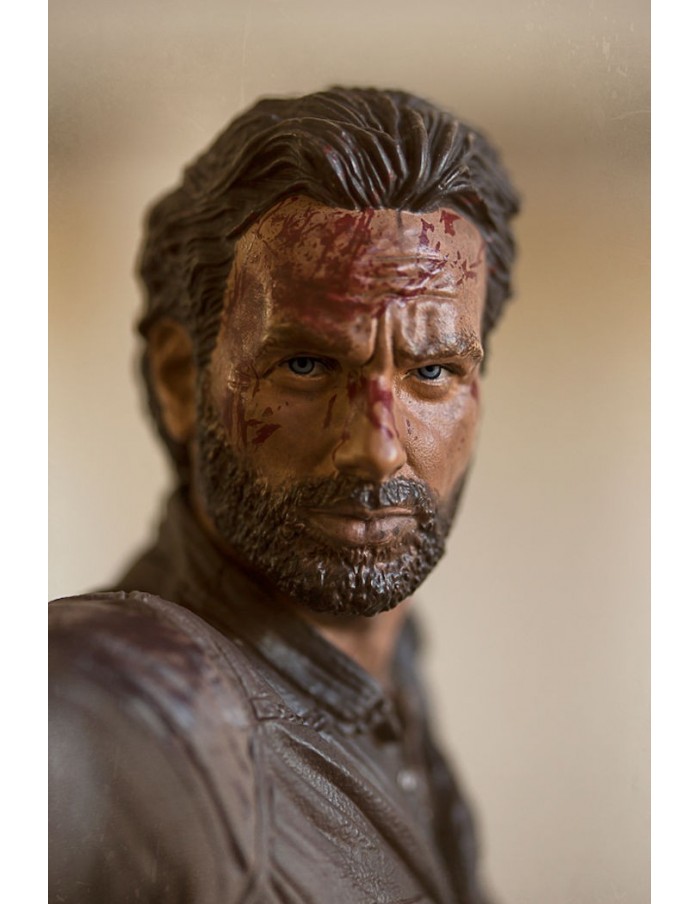 McFARLANE WALKING DEAD VIGILANTE RICK GRIMES 25 CM ACTION FIGURE NEW NUOVO