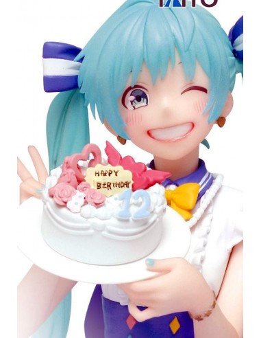 TAITO PVC STATUE VOCALOID HATSUNE...