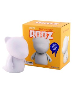 KIDROBOT MUNNYWORLD DIY 4''...