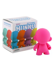 KIDROBOT MUNNYWORLD DIY 4"'...