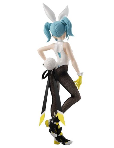 FURYU PVC STATUE BICUTE BUNNIES...