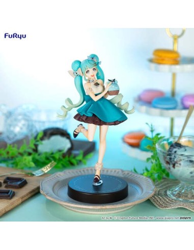FURYU PVC STATUE HATSUNE MIKU SWEET...