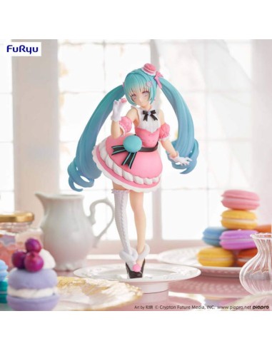 FURYU PVC STATUE HATSUNE MIKU SWEETS...