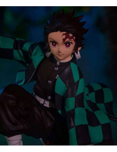 FURYU PVC STATUE DEMON SLAYER TANJIRO...