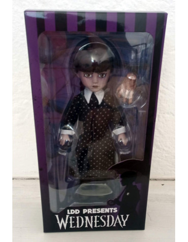 MEZCO LIVING DEAD DOLLS PRESENTS...