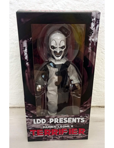 MEZCO LIVING DEAD DOLLS PRESENTS...