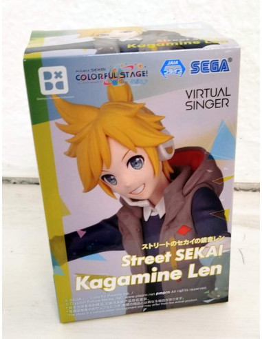 SEGA PVC STATUE DESKTOP X HATSUNE...
