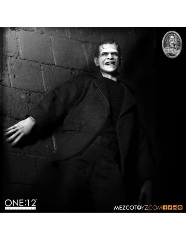 MEZCO ONE 12: COLLECTIVE PRESENTS...